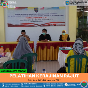 Pelatihan Kerajinan Rajut Di Desa Mindaka Oleh Dinas Perinnaker Kabupaten Tegal
